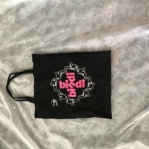 Tote bag